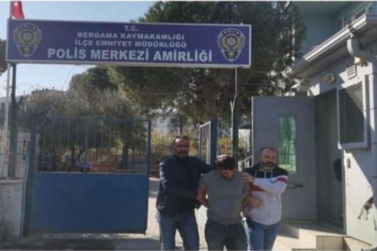 Saman balyalarına saklandı, polisin gözünden kaçmadı haberinin görseli