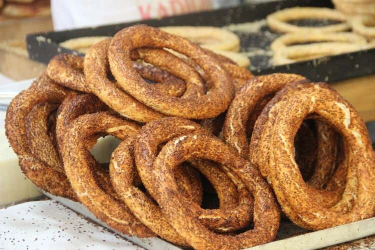 İzmir’de gevrek ve boyozun yeni fiyatı 5 lira haberinin görseli