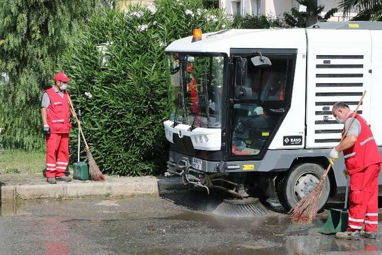 Bayraklı’da 3 yılda 378 bin ton atık toplandı haberinin görseli