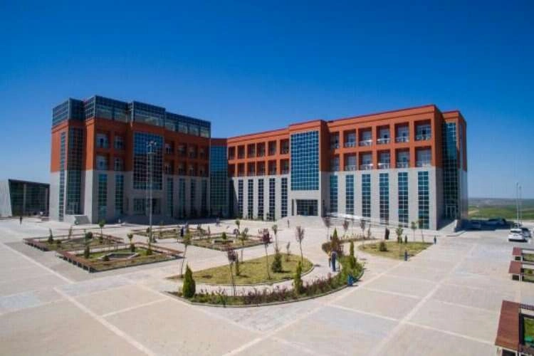 Batman Üniversitesi Öğretim Görevlisi alıyor haberinin görseli