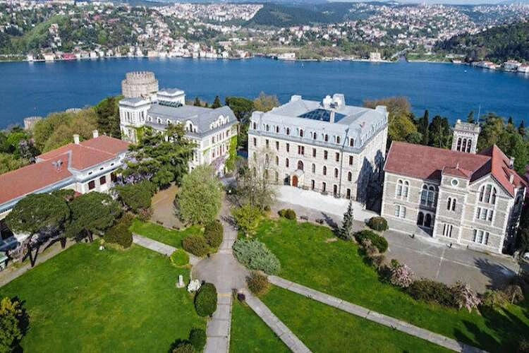 Boğaziçi Üniversitesi 21 Sözleşmeli Personel alacak haberinin görseli