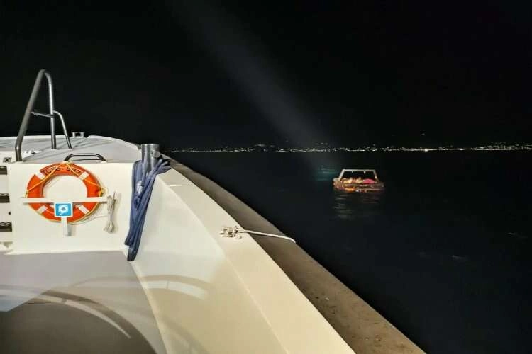 İzmir açıklarında 15 göçmen kurtarıldı haberinin görseli