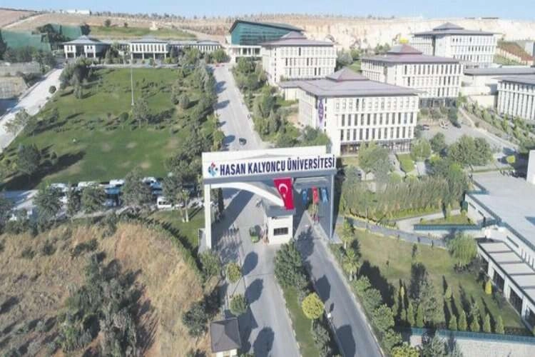 Hasan Kalyoncu Üniversitesi Öğretim Üyesi alıyor haberinin görseli