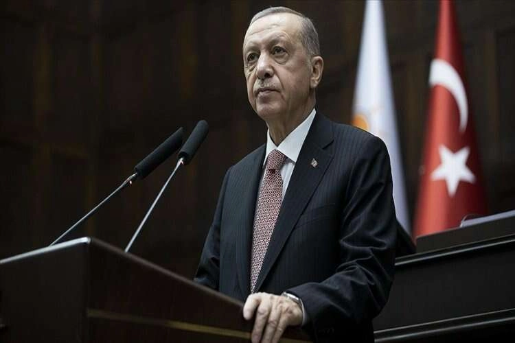 Cumhurbaşkanı Erdoğan: Bizim için en uygun olan vakitte karadan da teröristlerin tepesine tepesine bineceğiz