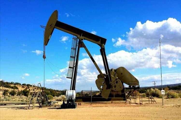Brent petrolün varil fiyatı 84,74 dolar haberinin görseli