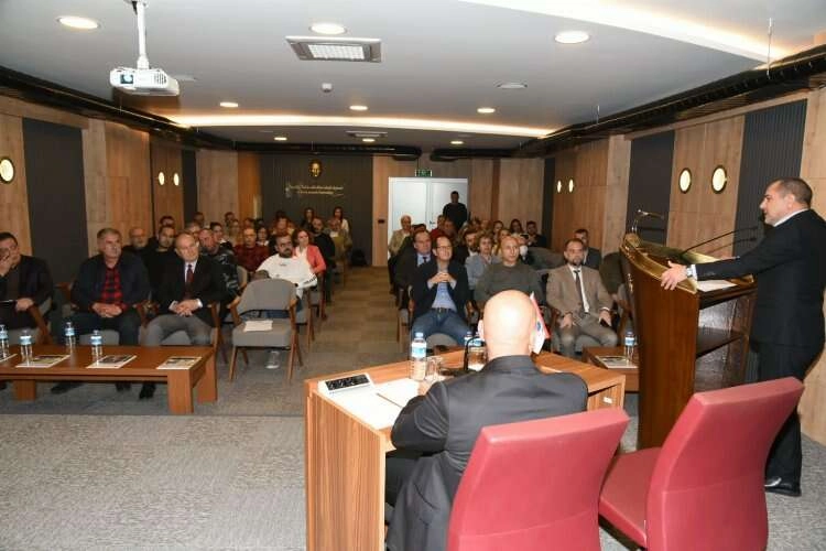 İzmir-Selanik hattı “desteksizlikten” durdu haberinin görseli
