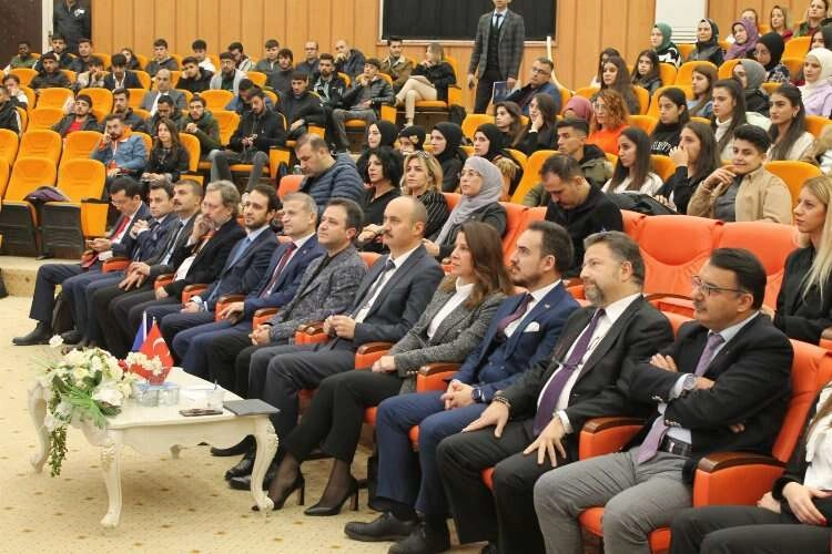 Girişimcilik Yarışmasında Ödüller Sahiplerini Buldu haberinin görseli