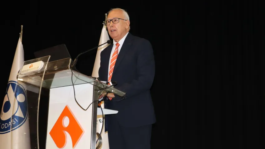 İEÜ Rektörü Prof. Dr. Murat Aşkar