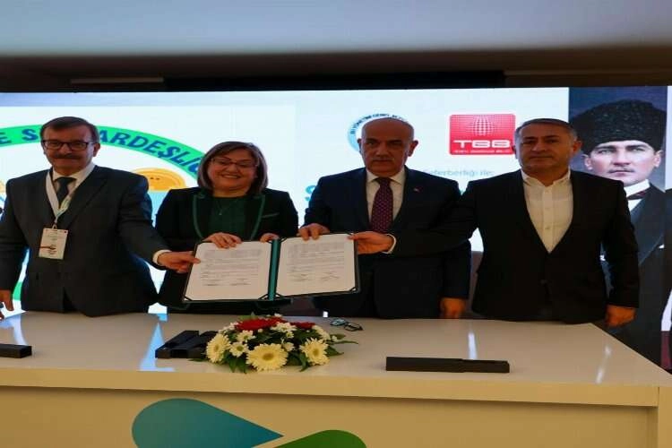 İzmir Büyükşehir Belediyesi ve Edirne Belediyesi arasında ‘Belediye Su Kardeşliği’ protokolü haberinin görseli