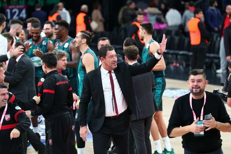 Pınar Karşıyaka’da hedef Telekom Baskets Bonn galibiyeti haberinin görseli