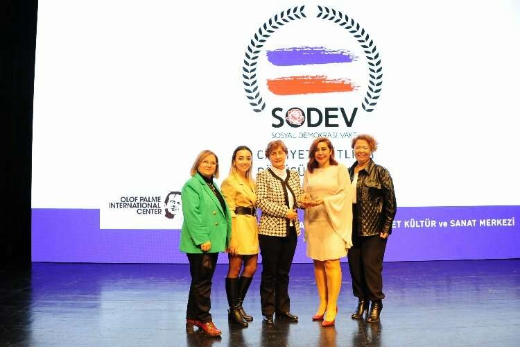 Balçova Belediyesi ve İnşaat Mühendisleri Odası'na Büyük Onur haberinin görseli