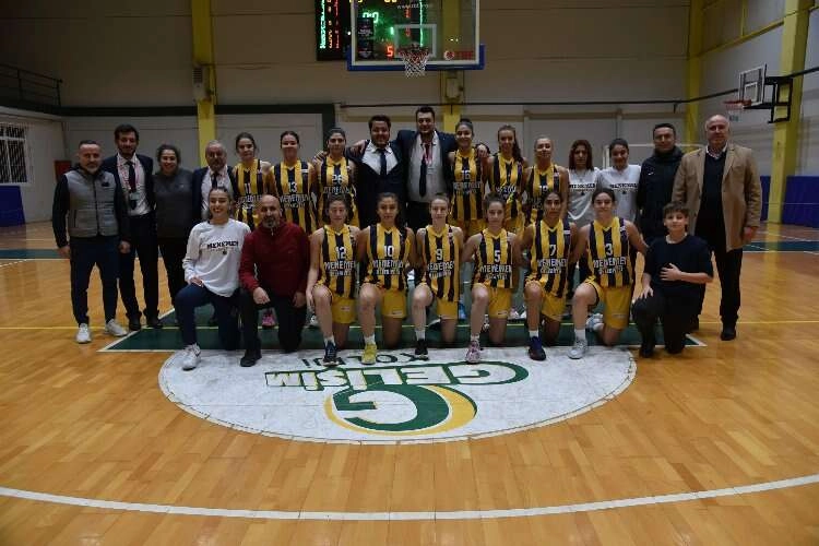 Menemen, İzmir Büyükşehir’i yendi haberinin görseli