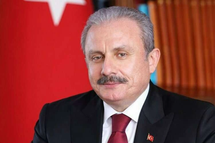 TBMM Başkanı Şentop'tan Teoman Duralı Sempozyumu’na mesaj haberinin görseli