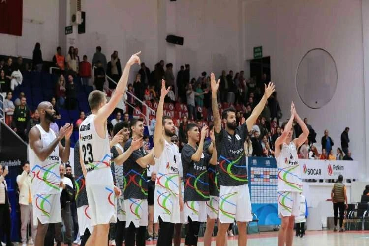 Aliağa Petkimspor, Pınar Karşıyaka’ya konuk oluyor haberinin görseli