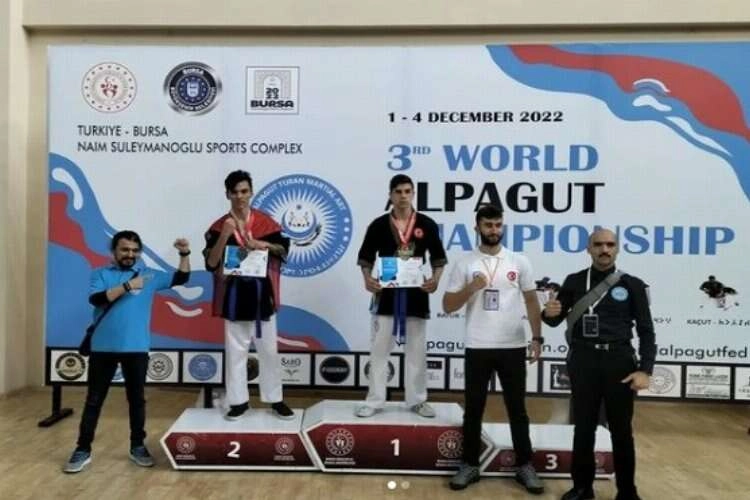 Yunus Emre Ekmekçi, Wushu’da ikinci oldu haberinin görseli