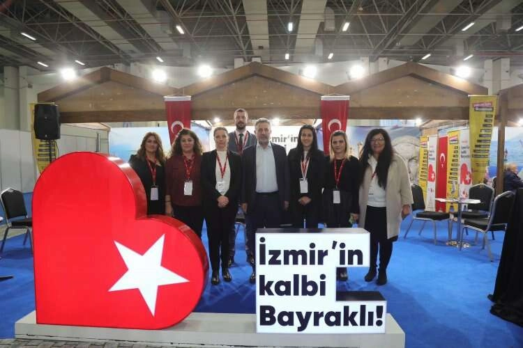 Turizm Fuarında Bayraklı standına büyük ilgi haberinin görseli