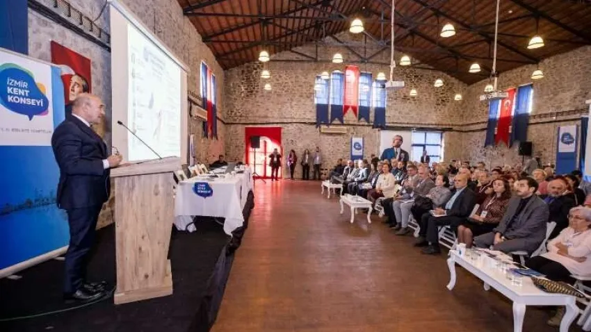 Başkan Soyer “Şiddetli Rüzgârlar, Fırtınalar Farkındalık” toplantısında konuştu