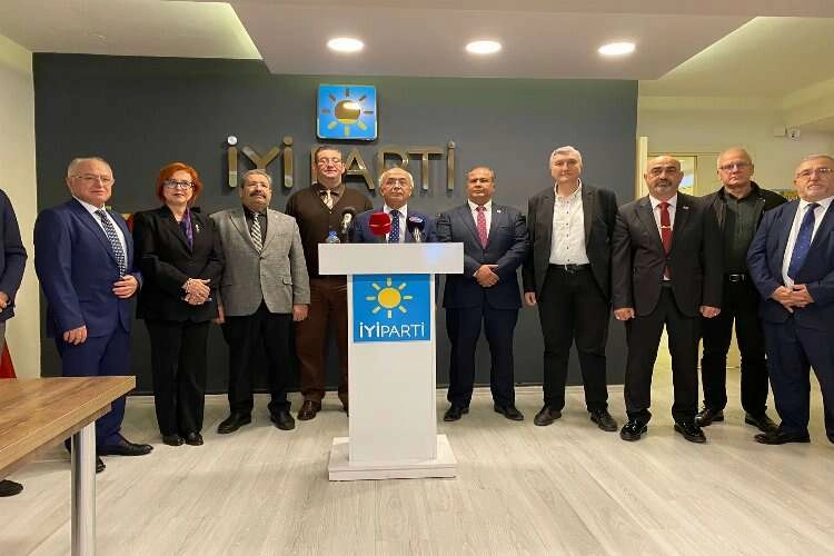 “Akşener’i Cumhurbaşkanı yapmak için çalışacağız” haberinin görseli