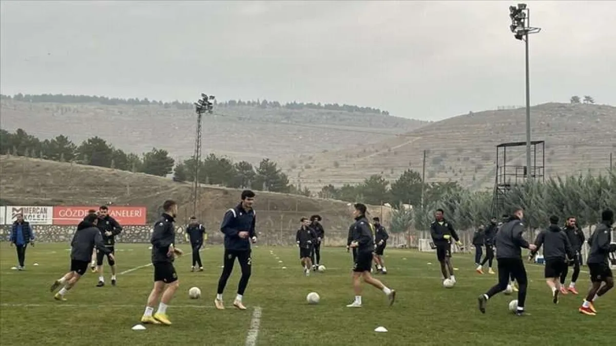 Yeni Malatyaspor, sahasında galibiyet özlemine son vermek istiyor haberinin görseli