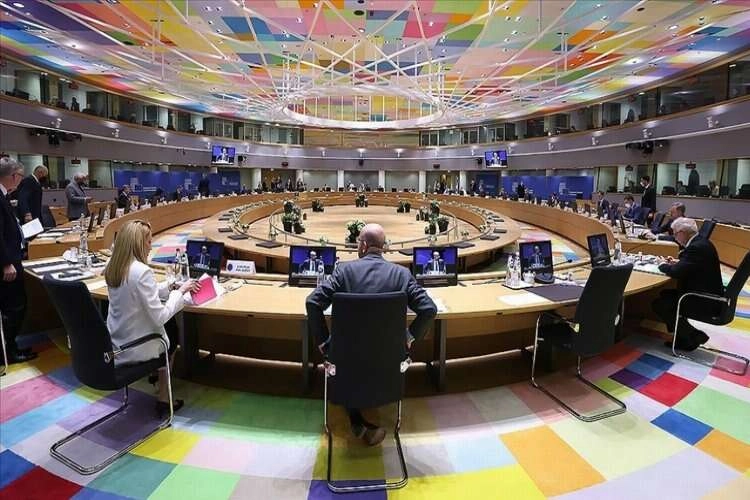 AB liderleri, Şubat 2023'te olağanüstü göç zirvesinde bir araya gelecek haberinin görseli