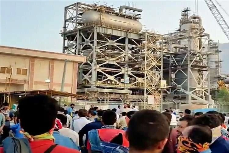 İran’da petrol işçilerinden grev haberinin görseli