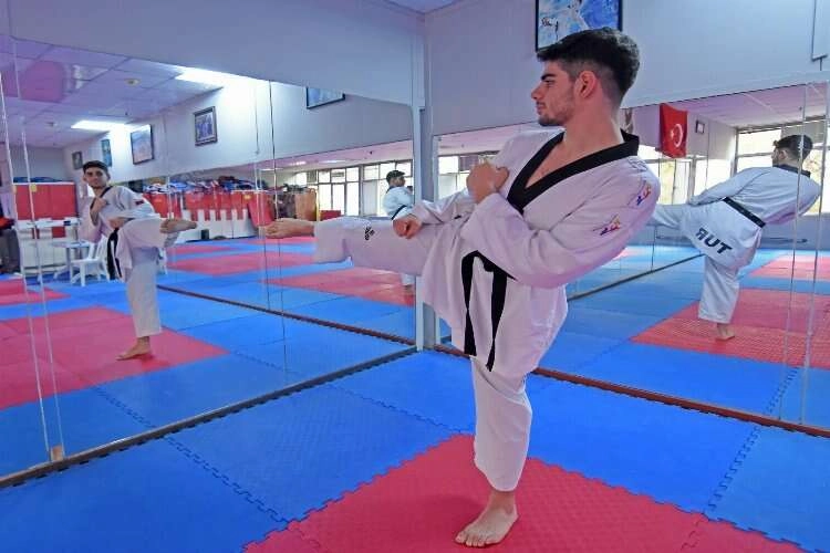 Kilo vermek için başladı, şampiyon oldu haberinin görseli