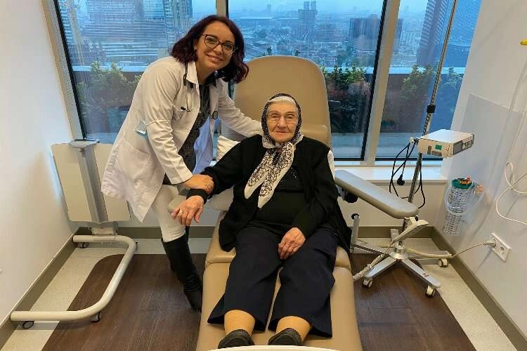 Kanseri 87 yaşında immünoterapi ile yendi haberinin görseli