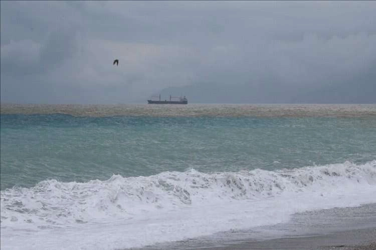 Meteorolojiden Akdeniz için fırtına uyarısı haberinin görseli