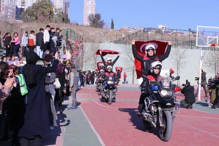 Şehidin adı, robotik kodlama sınıfında yaşayacak haberinin görseli