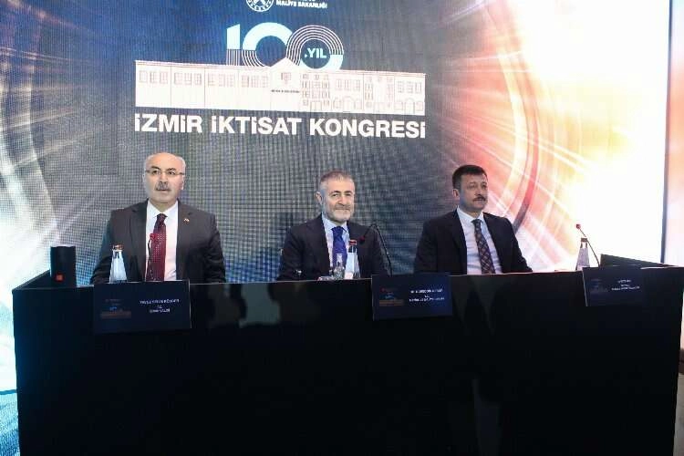 Bakan Nebati: “Enflasyonun boynunu aşağı doğru kırdık” haberinin görseli