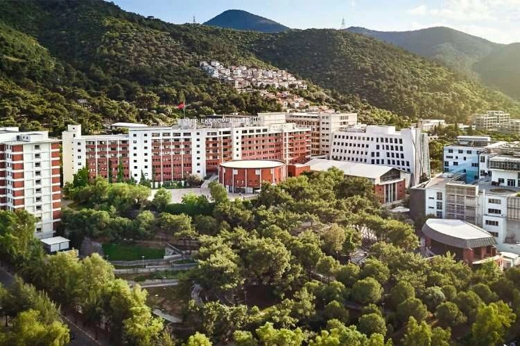 İzmir Ekonomi Üniversitesi Öğretim Üyesi alacak haberinin görseli