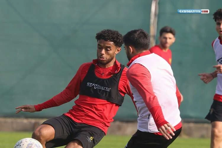 Göztepe, Bodrumspor maçının hazırlıklarını sürdürdü haberinin görseli