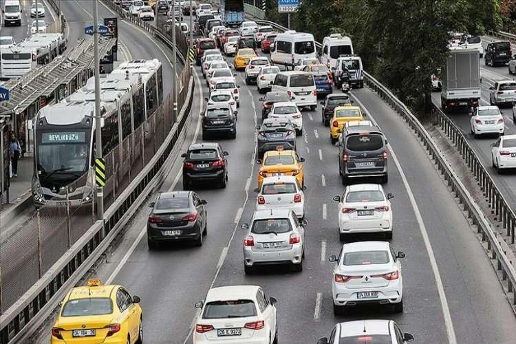 İstanbul'da toplu ulaşıma yüzde 29,10 zam yapıldı haberinin görseli
