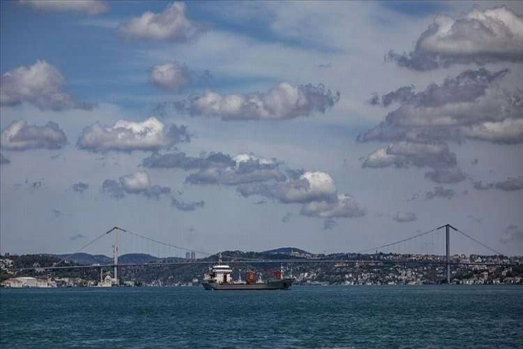 Türkiye genelinde yılbaşı ve yeni yılın ilk günü parçalı bulutlu geçecek haberinin görseli
