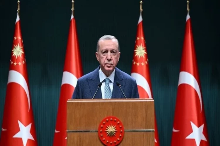 Cumhurbaşkanı Erdoğan'dan açıklama: EYT'de yaş sınırı olmayacak haberinin görseli