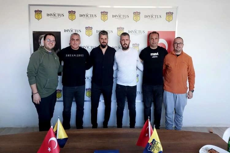 Alaçatıspor Teknik Direktörlüğüne Ali Çalış getirildi haberinin görseli