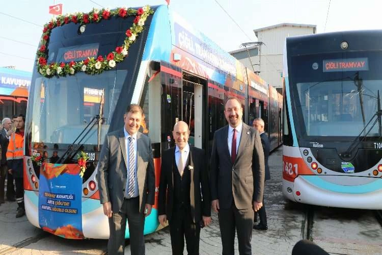 Çiğli’ye yılbaşı hediyesi Tramvay: Soyer, “İzmir’i demir ağlarla örüyoruz” haberinin görseli
