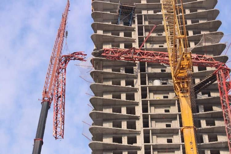 Devrilen vincin ilk bölümü saatler sonra söküldü haberinin görseli