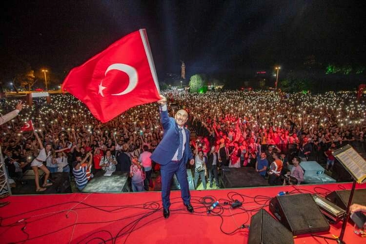 Başkan Soyer'den yeni yıl mesajı haberinin görseli
