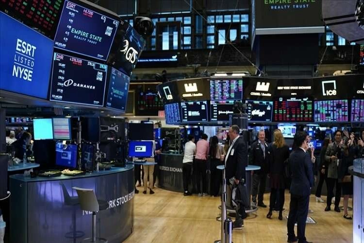 Küresel piyasalar yılın ilk işlem gününe sakin başladı haberinin görseli