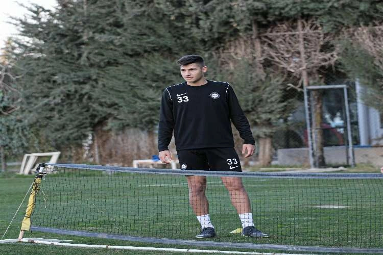 Altaylı Efe Sarıkaya’ya milli davet haberinin görseli