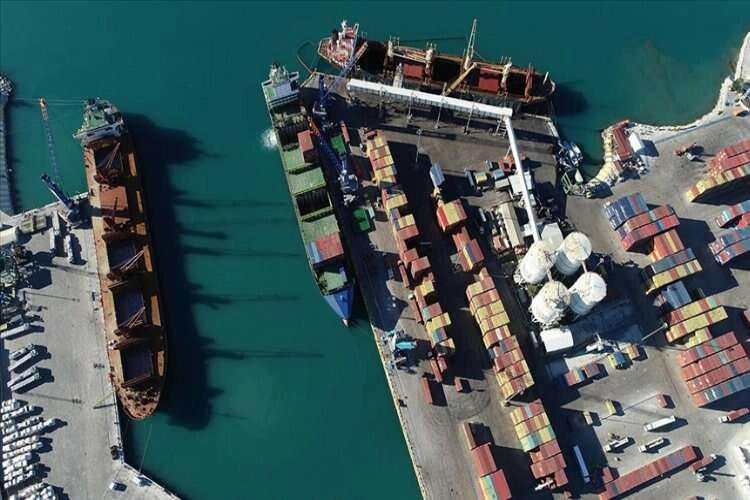 Batı Akdeniz'in 2022 ihracatı 2,5 milyar doları geçti haberinin görseli