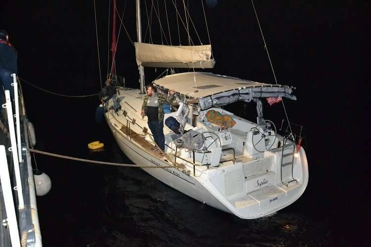 İzmir açıklarında 118 düzensiz göçmen kurtarıldı haberinin görseli