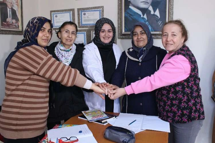 Muhtarlığı sınıfa çevirdiler haberinin görseli