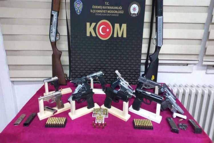 Kurusıkıdan bozma tabanca yapan şebekeye operasyon haberinin görseli