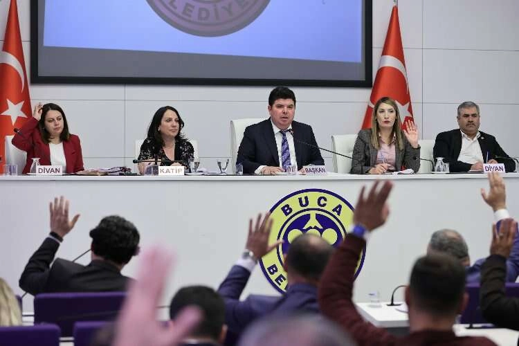 Buca Belediyesinden tarihi yapılara koruma kalkanı haberinin görseli