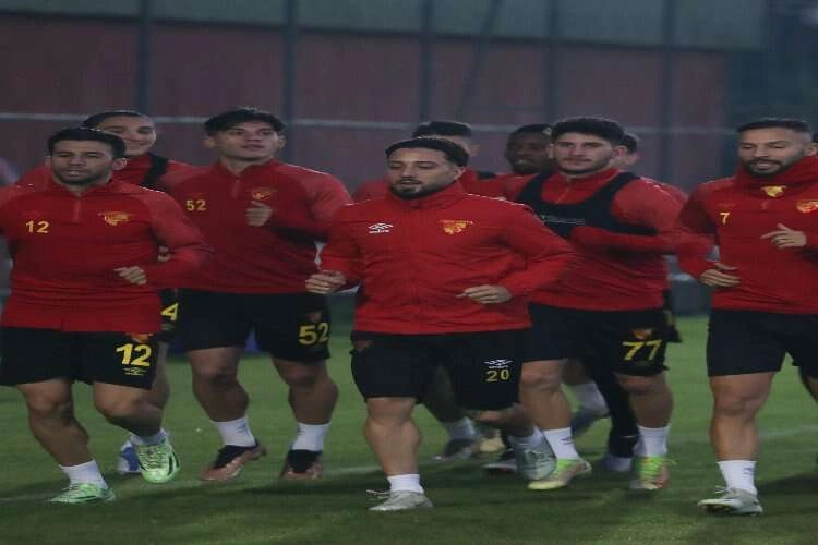 Göztepe, ikinci devre hazırlıklarına devam ediyor haberinin görseli