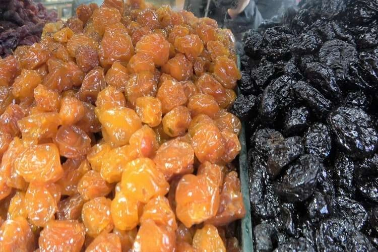 Havalar soğuyunca enerji ve sağlık deposu kuru meyvelere talep arttı haberinin görseli