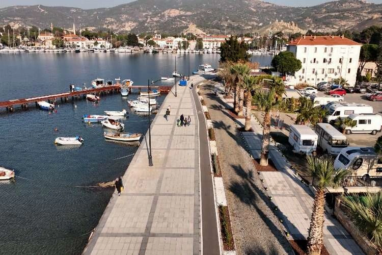 Foça’nın kalbine 4 buçuk milyonluk doku haberinin görseli