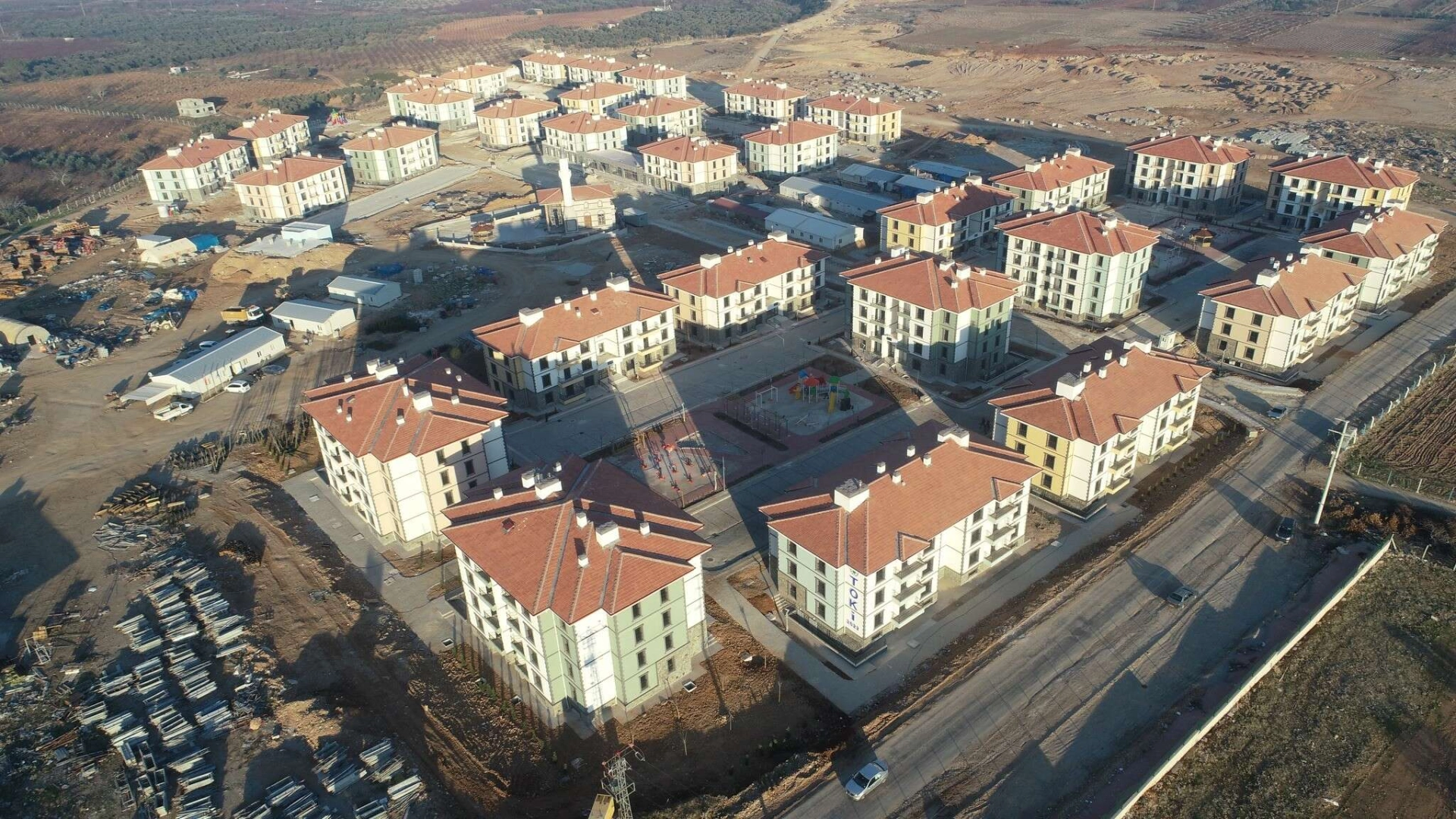 Manisa Şehzadeler'de hak sahipleri 2-3 ay içerisinde dairelerine taşınabilecek